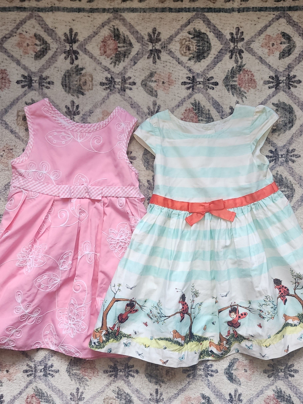 Assorted Girls' Floral and Striped Dresses And Tops 10 Pc Mix LOT Clothing Sz 3T - Picture 10 of 14